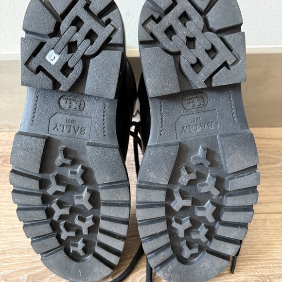 Bally Women's Valiant Leather Boots- Size 38 - Picture 5 of 5